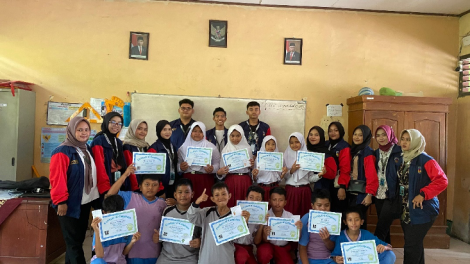Mahasiswa KKN UPGRIS Kelompok 11