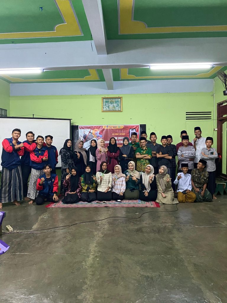 Mahasiswa KKN UPGRIS Kelompok 70
