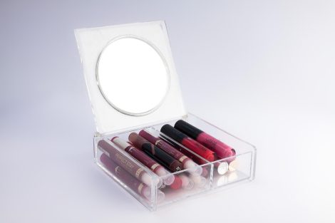 Perbedaan Lipstick dan Lip Mousse