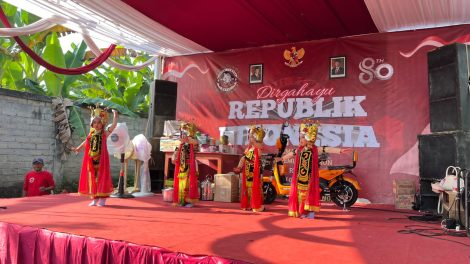 Mahasiswa KKN UAD